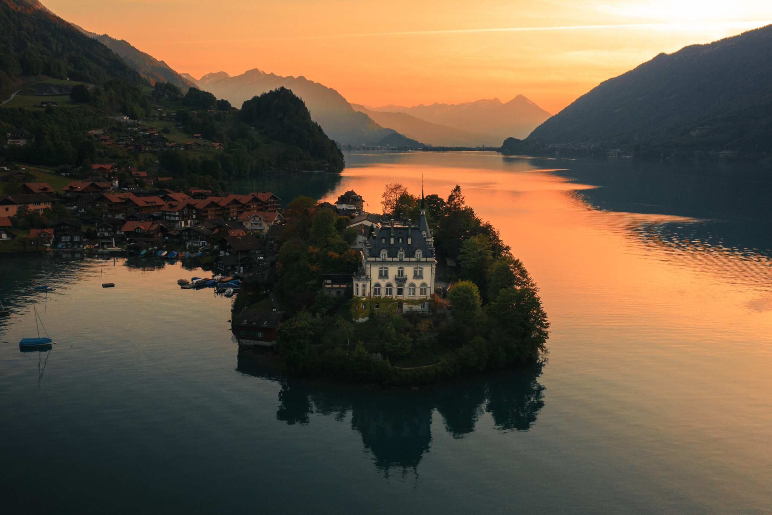 brienz_castle_building_drone_1